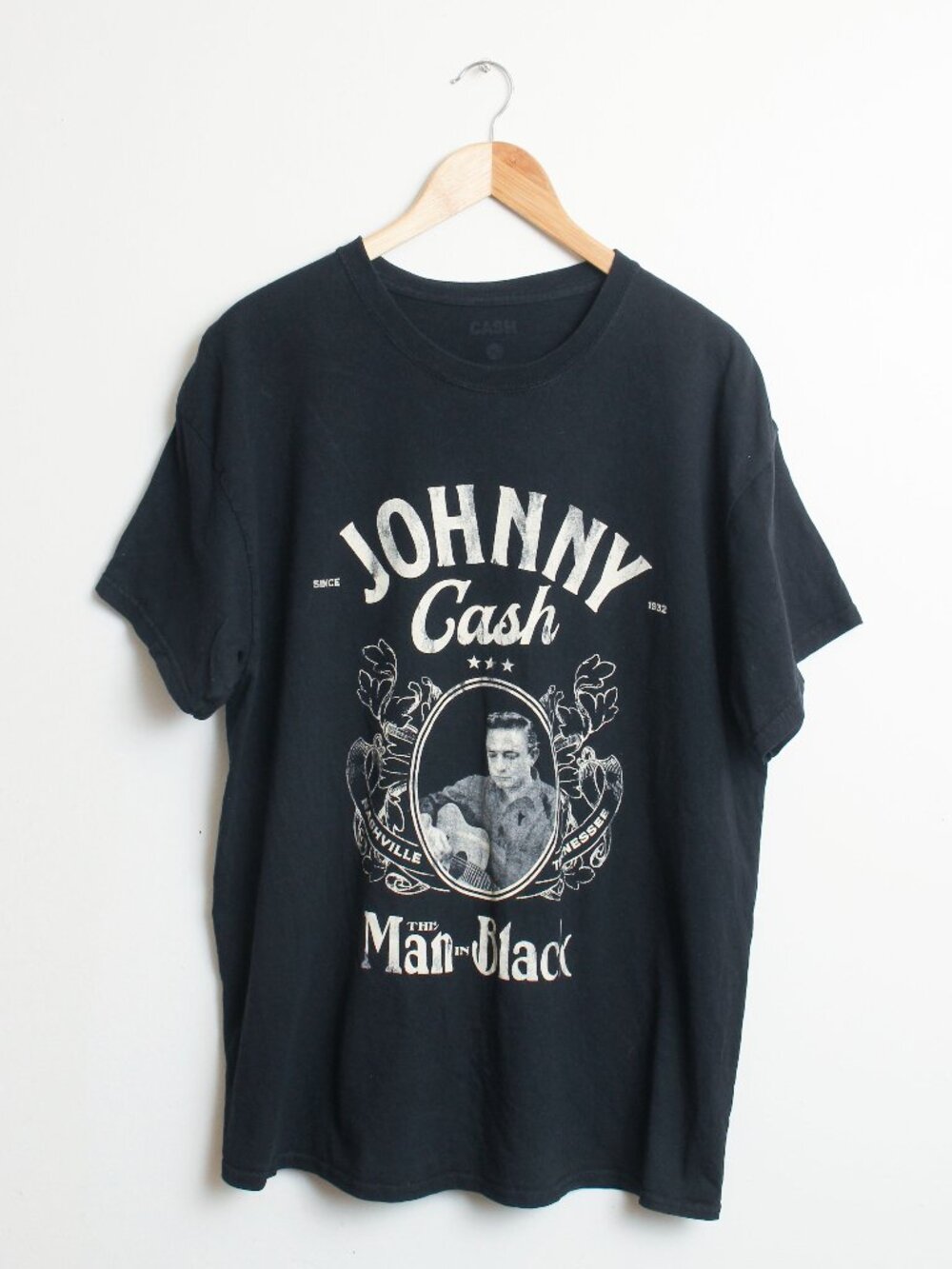 Johnny Cash The Man In Black Shirt Mens XL Black Tee